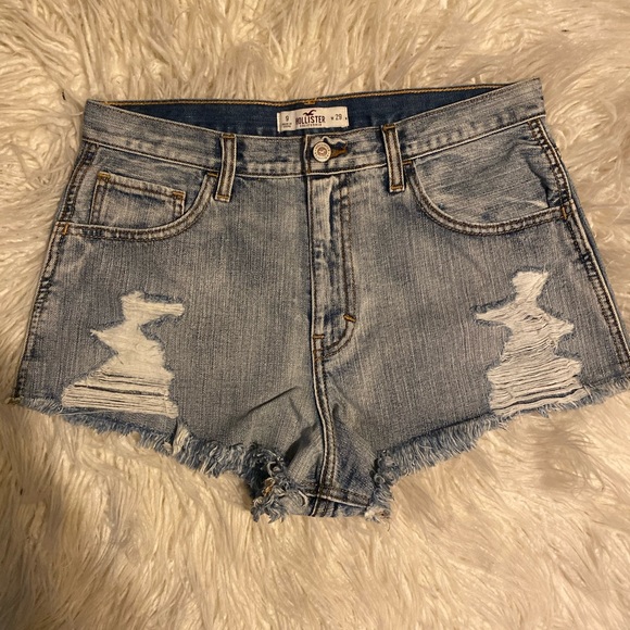 Hollister Pants - NEW WITHOUT TAGS SZ 9 HOLLISTER FESTIVAL SHORT.